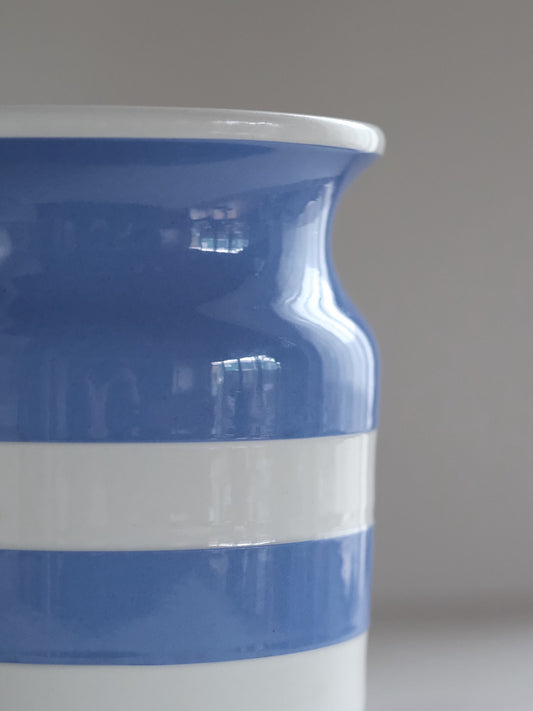 T.G. Green Storage Jar “Cornishware” – Large (c.1930s–40s)