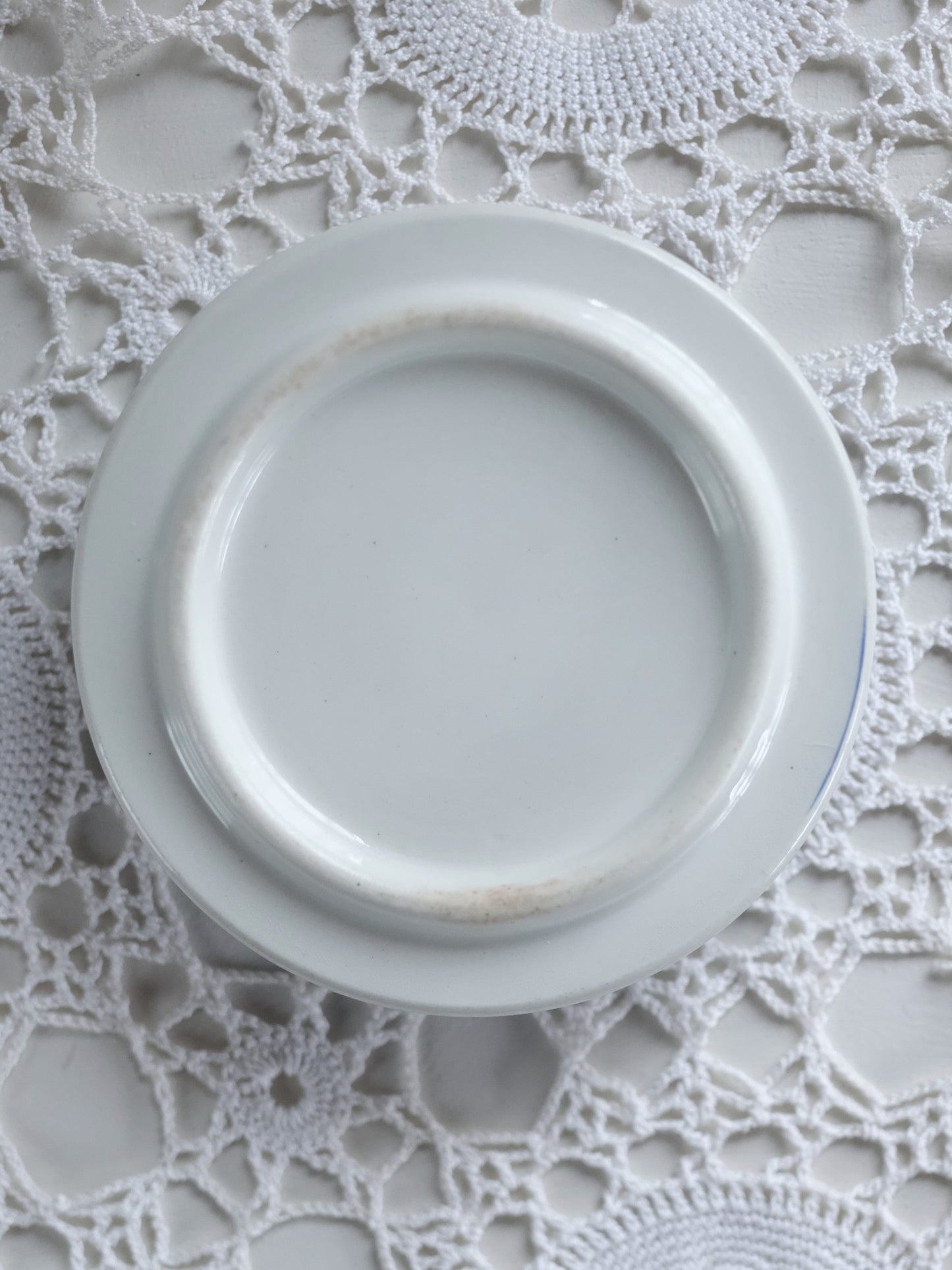 T.G. Green Storage Jar “Cornishware” – Large (c.1930s–40s)