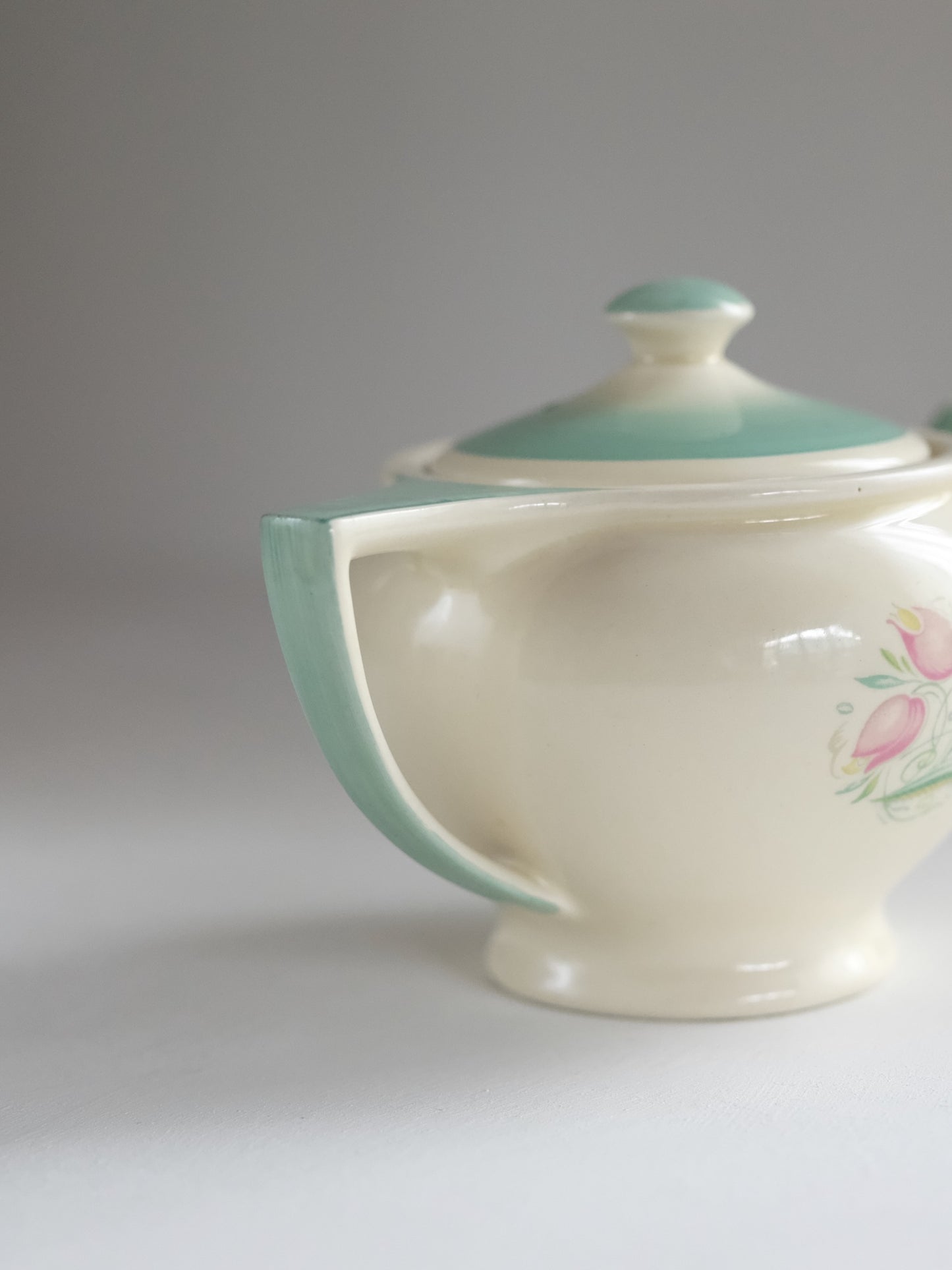 Susie Cooper Teapot “Dresden Spray”- Green, Crown Works Burslem (c.1935–40)