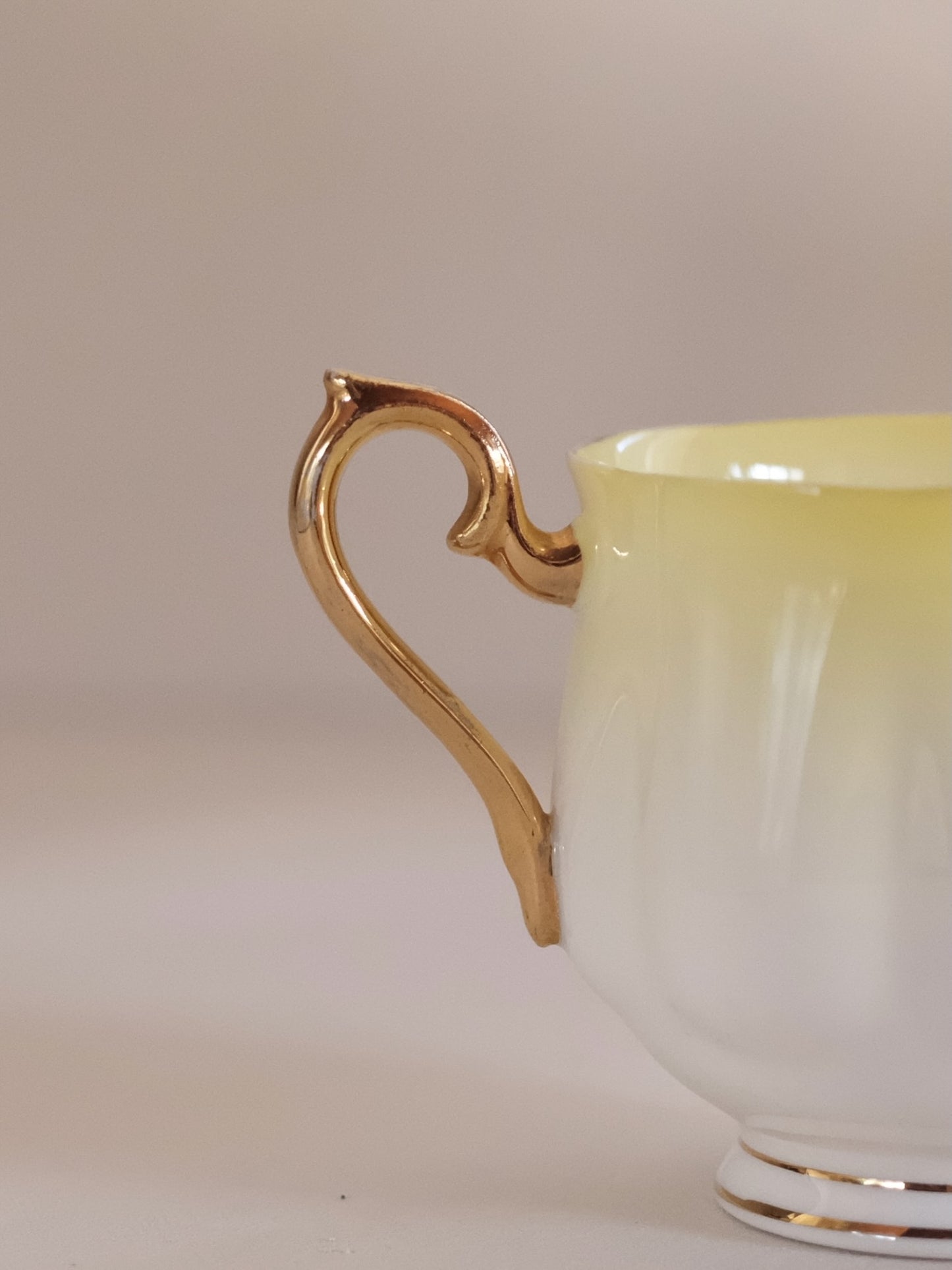 Royal Albert Tennis Set “Rainbow”- Yellow