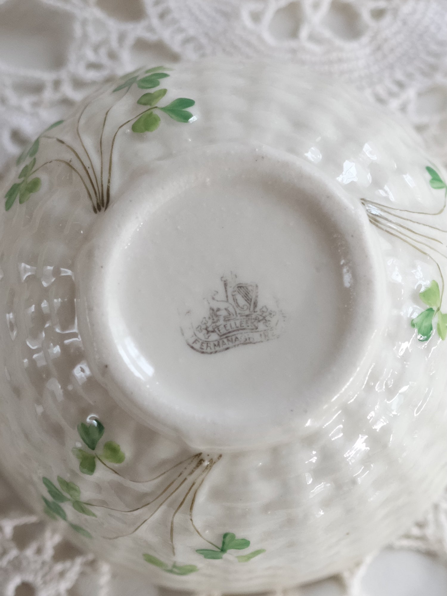 Belleek Round Bowl “Shamrock” - 3rd Black Mark – SWEETBRIER LANE